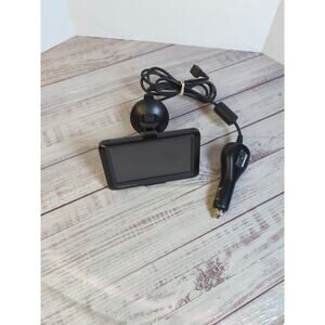 Garmin Nüvi 255W Automotive With Plug and  Mount- Working.  Bundle